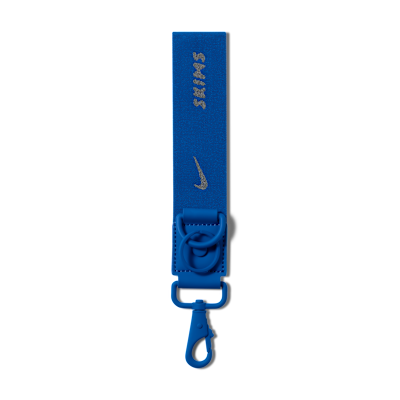 W+NSKM+KEYCHAIN.png